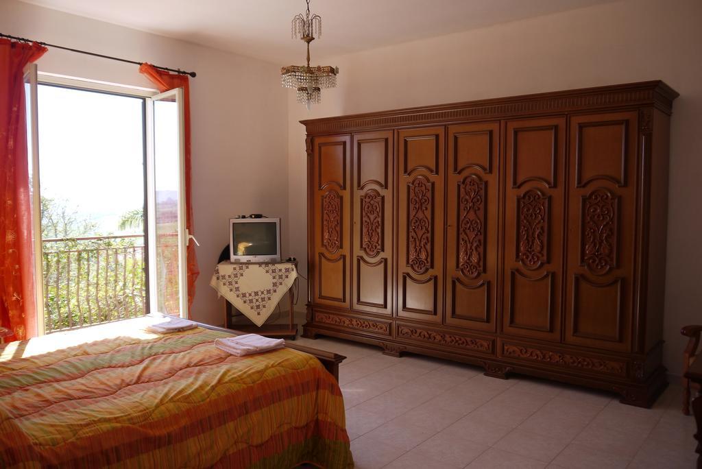 칼타니세타 Casa Vacanze Laura 빌라 외부 사진